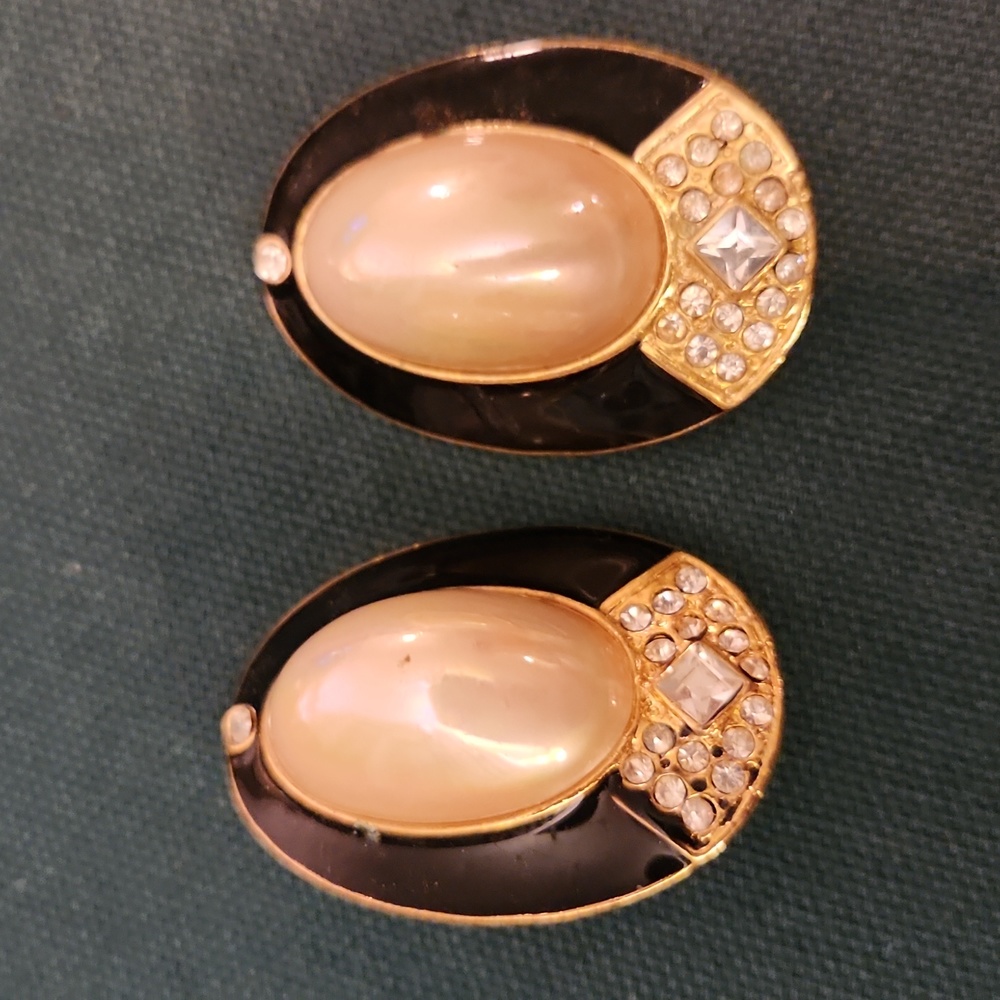 Vintage Statement Costume Clip On Earrings white gold black and rhinestones